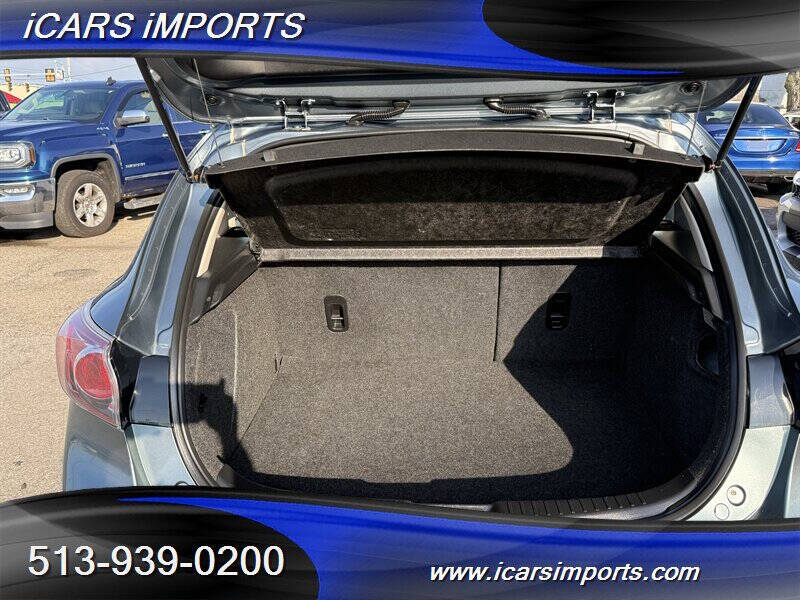 2012 Mazda MAZDA3 i Touring
