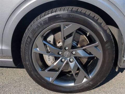 2023 Genesis Electrified GV70