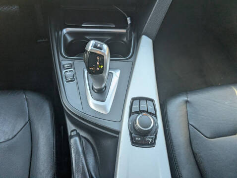 2012 BMW 3 Series 328i