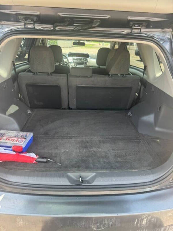 2014 Toyota Prius v Three