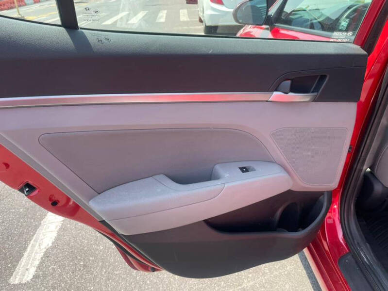 2020 Hyundai Elantra