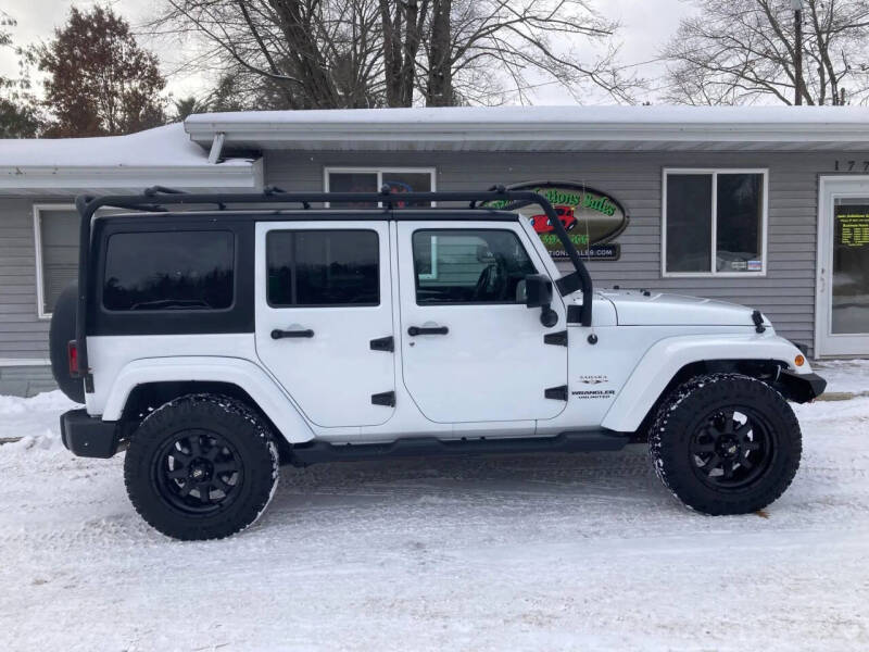 2016 Jeep Wrangler Unlimited Sahara's photo