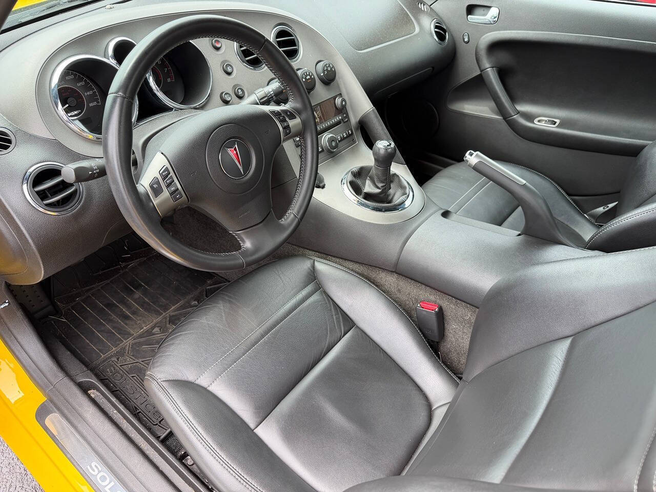 2007 Pontiac Solstice 6