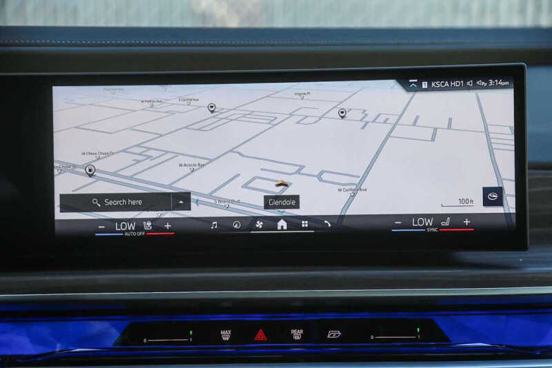 2025 BMW 7 Series 750e xDrive