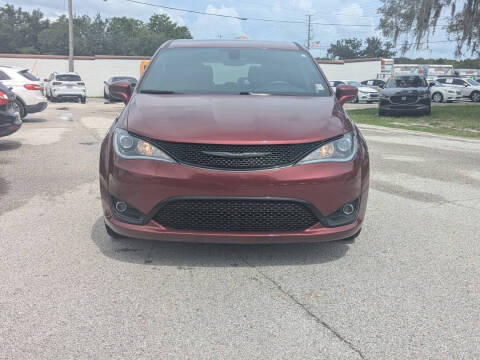 2018 Chrysler Pacifica Touring Plus