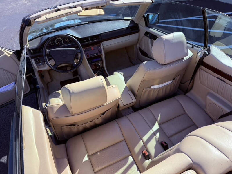 1995 Mercedes-Benz E-Class E 320