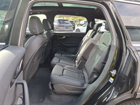 2022 Audi Q7 quattro Premium 55 TFSI