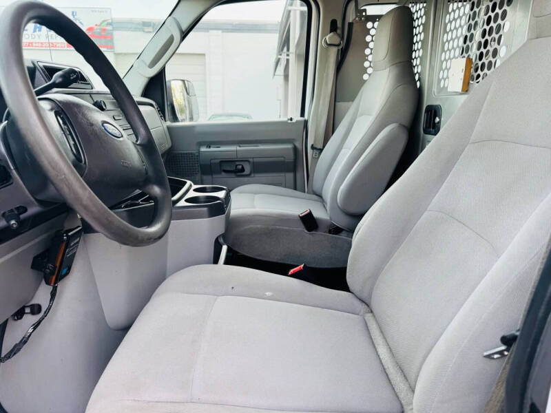 2013 Ford E-Series E-250