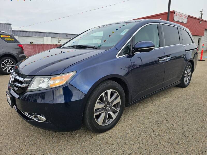 2014 Honda Odyssey for sale at Credit World Auto Sales in Fresno CA