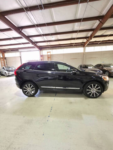 2015 Volvo XC60 T6 Platinum