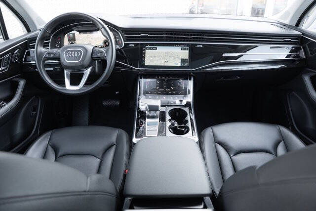 2023 Audi Q7 quattro Premium Plus 55 TFSI