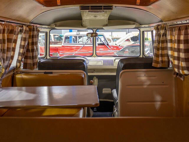 1967 Volkswagen Westfalia Camper