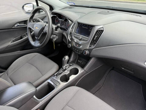 2019 Chevrolet Cruze LS