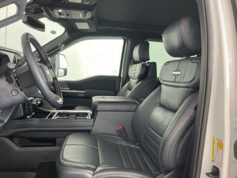 2025 Ford F-450 Super Duty Platinum