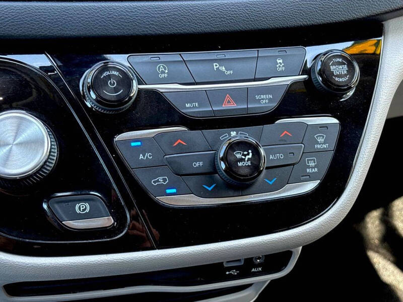 2019 Chrysler Pacifica Touring Plus