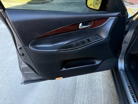 2011 Infiniti EX35 Journey