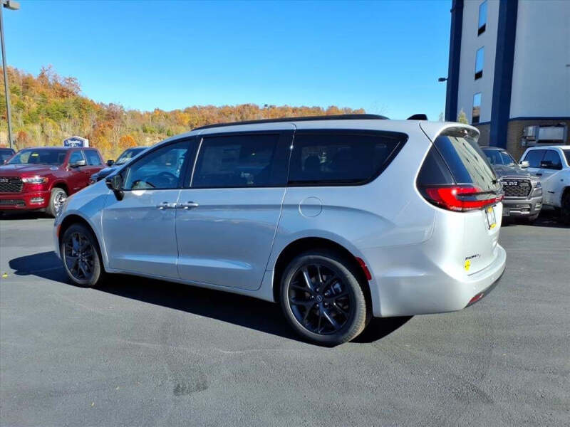 2026 Chrysler Pacifica Limited