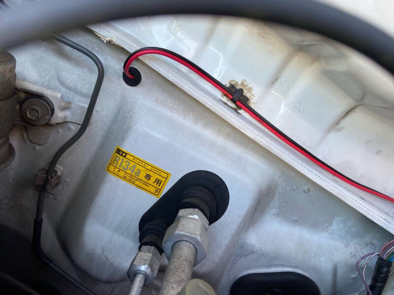 1998 Daihatsu Pyzar Charade