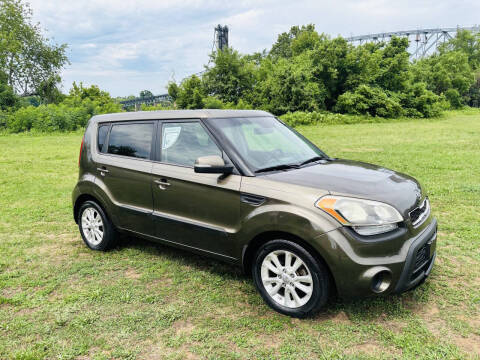 2013 Kia Soul +