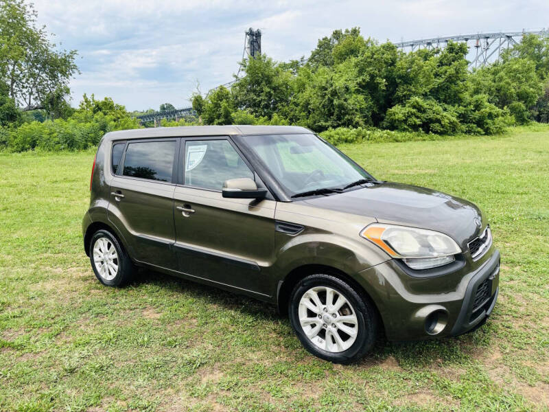2013 Kia Soul +