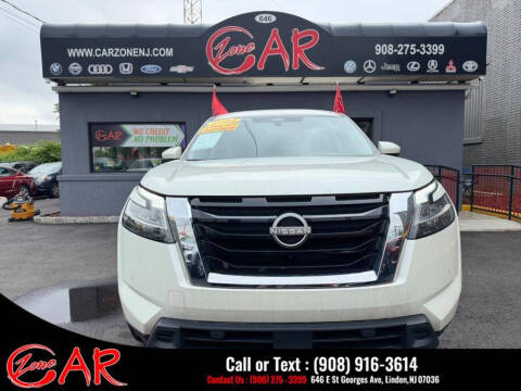 2023 Nissan Pathfinder SL