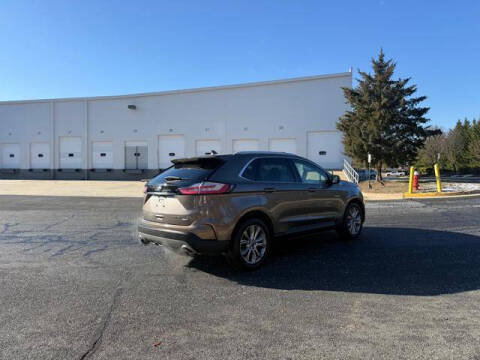 2019 Ford Edge Titanium