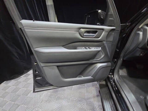 2025 Nissan Armada SV