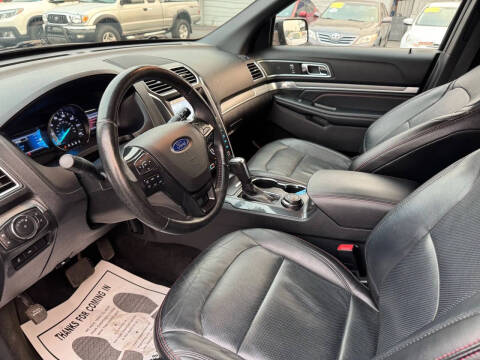 2017 Ford Explorer Sport