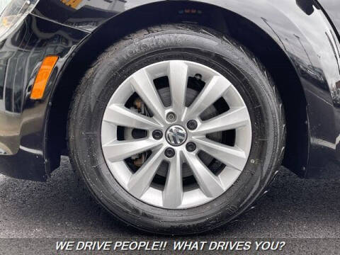 2014 Volkswagen Beetle 2.5L Entry PZEV