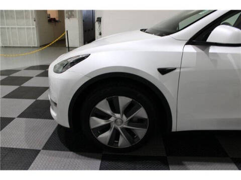 2020 Tesla Model Y Long Range