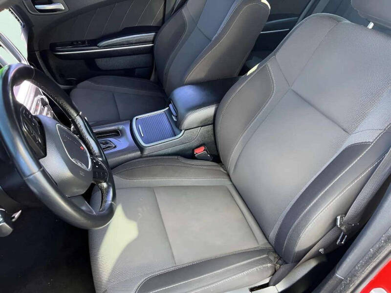 2020 Dodge Charger SXT