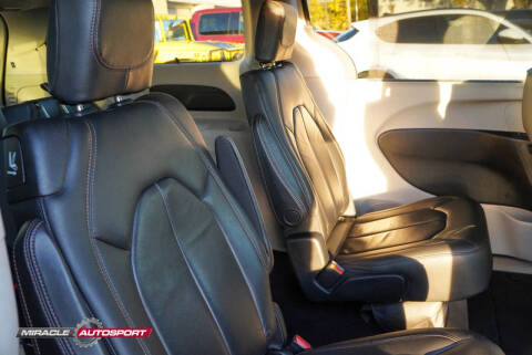 2017 Chrysler Pacifica