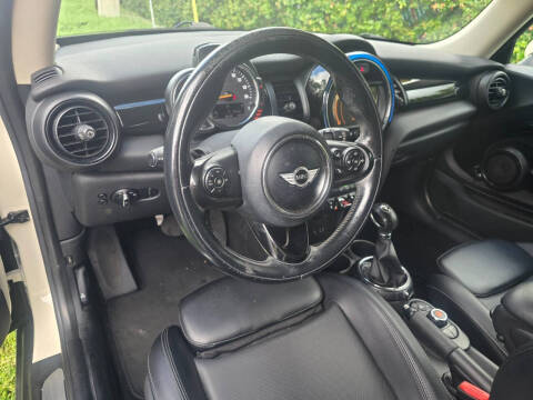 2016 MINI Hardtop 2 Door Cooper