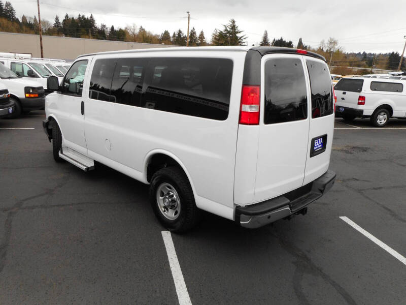 2017 Chevrolet Express LT 3500