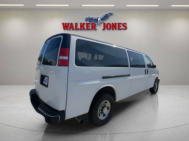 2024 Chevrolet Express LT 3500