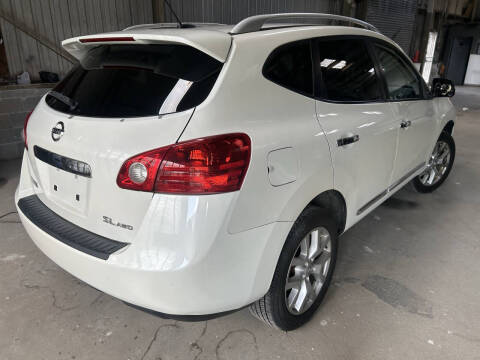 2013 Nissan Rogue SV w/SL Package