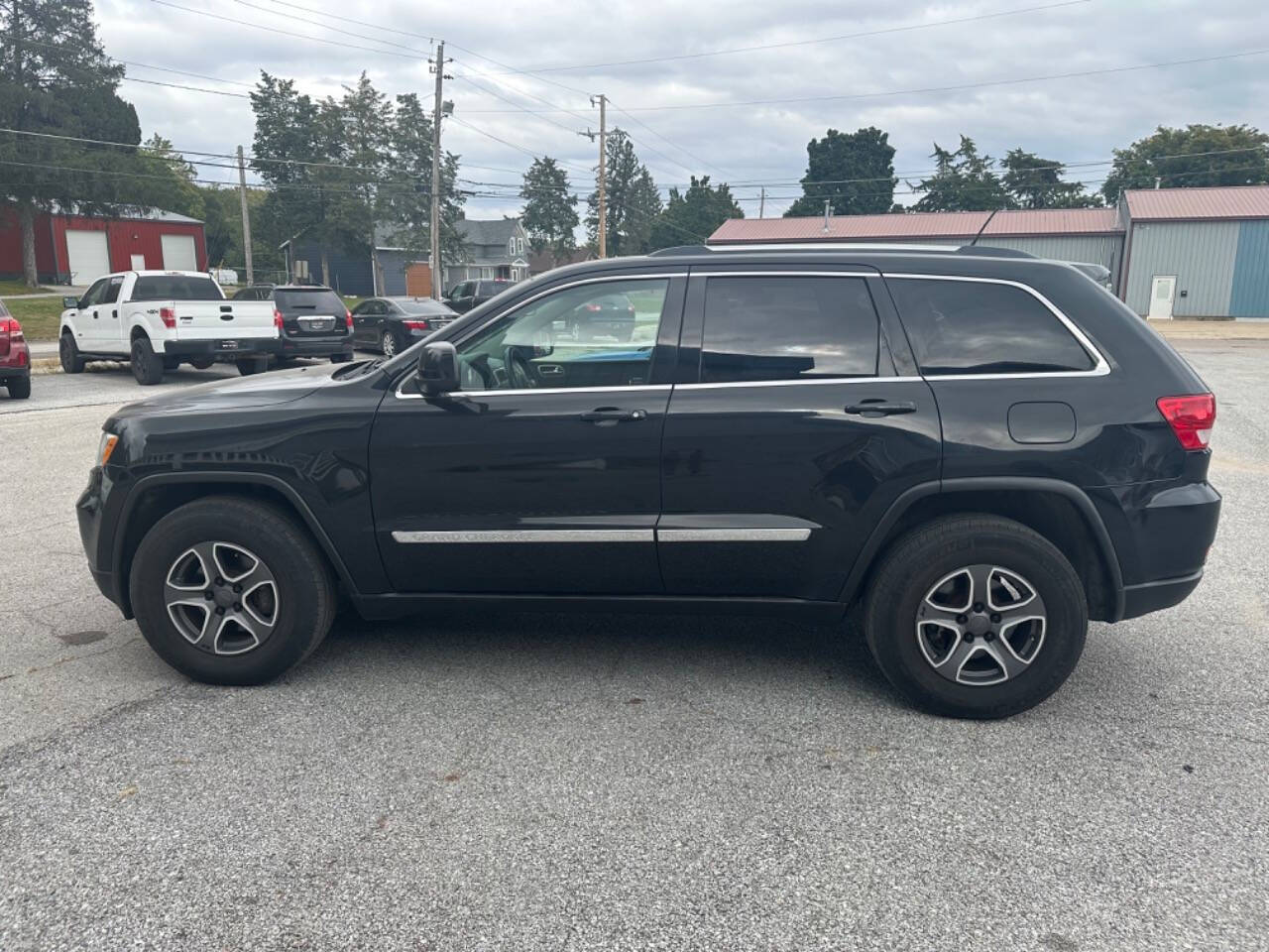 2011 Jeep Grand Cherokee for sale at Midwest Auto Loans in Davenport, IA