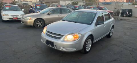 2009 Chevrolet Cobalt for sale at Rod's Automotive in Cincinnati OH