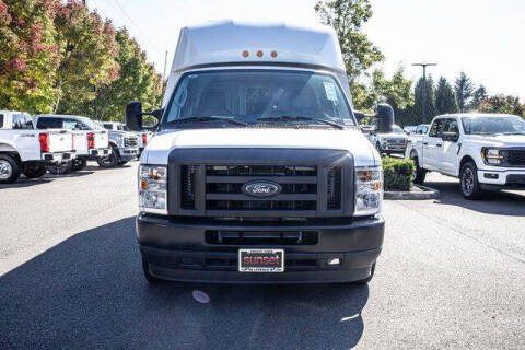 2024 Ford E-Series