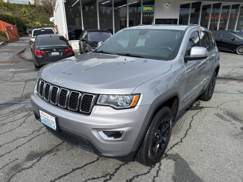 2019 Jeep Grand Cherokee for sale at APX Auto Brokers in Edmonds WA