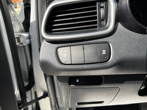 2020 Kia Sorento LX V6