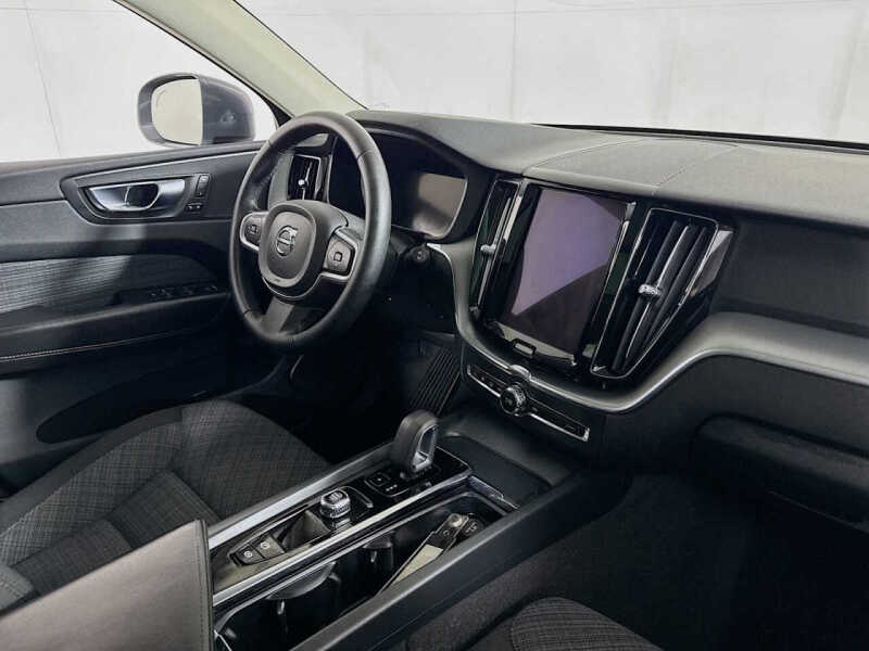 2023 Volvo XC60 B5 Core