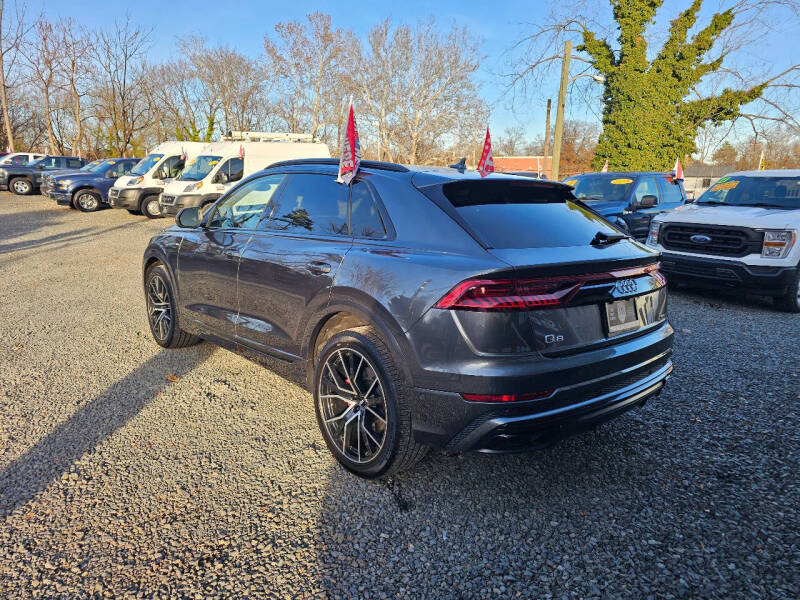 2020 Audi Q8 quattro Premium Plus 55 TFSI