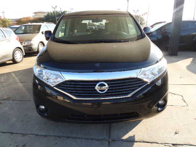 2017 Nissan Quest SV