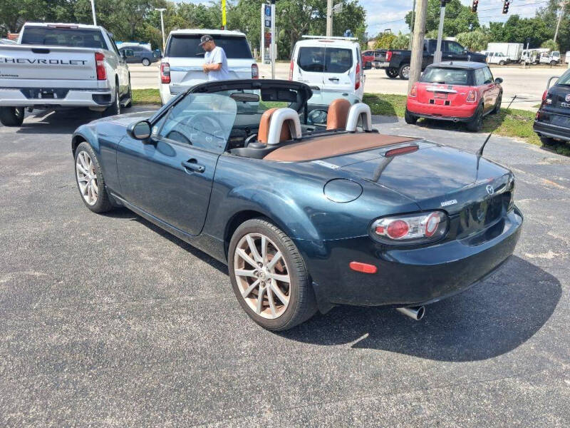2006 Mazda MX-5 Miata