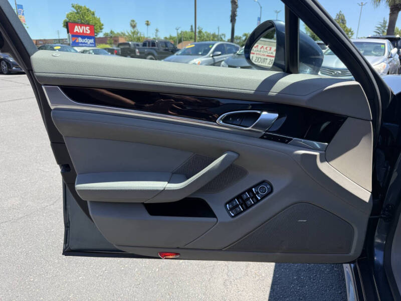 2013 Porsche Panamera