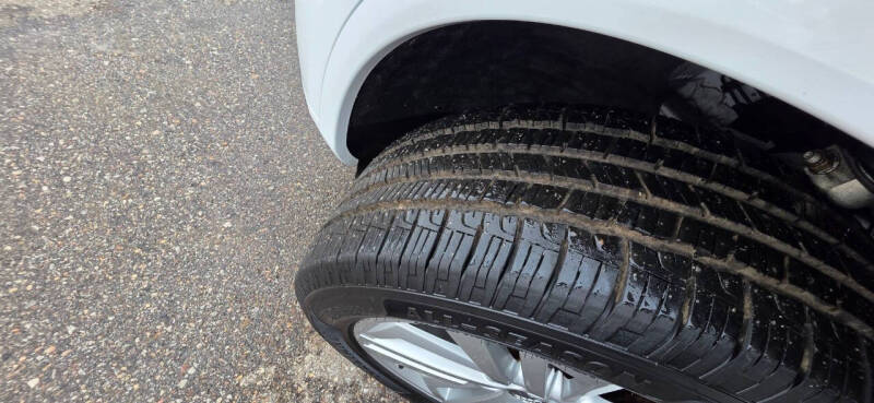 2018 Audi Q5 2.0T quattro Premium Plus