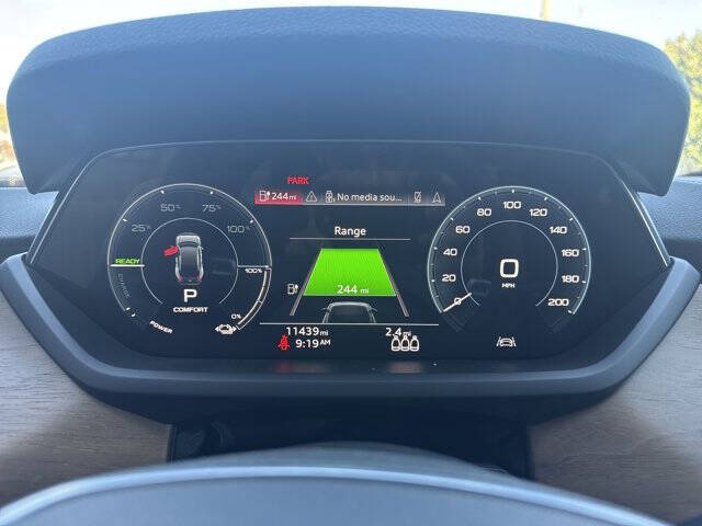 2023 Audi e-tron GT quattro Premium Plus