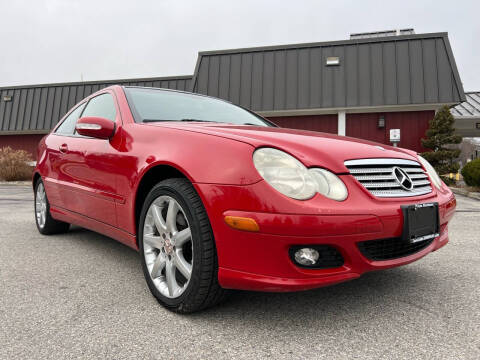 2005 Mercedes-Benz C-Class for sale at Auto Warehouse in Poughkeepsie NY