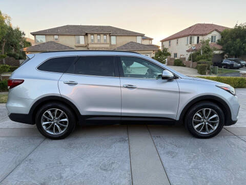 2017 Hyundai Santa Fe SE